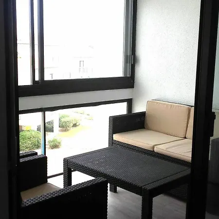 La Rochelle: Appt 2p4c Avec Piscine, Tennis, Proche - Fr-1-246-310 Apartment *